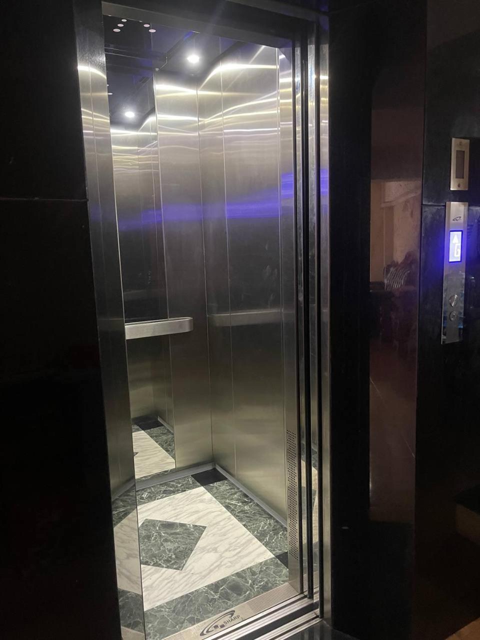 Blue Sky Guest House 金边 外观 照片